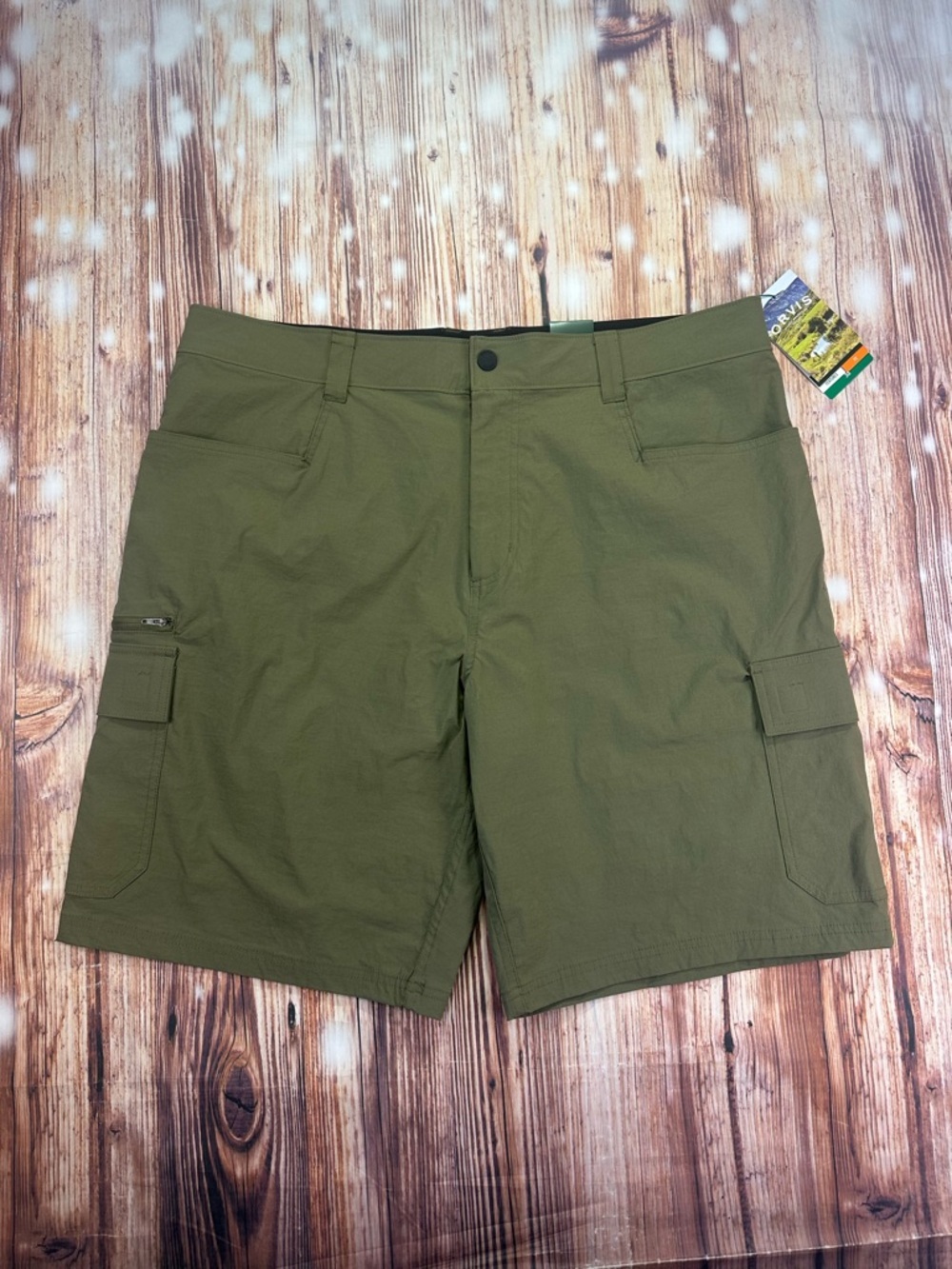 NWT ORVIS TECH CARGO SHORT  MEN’S 
 SIZE 38